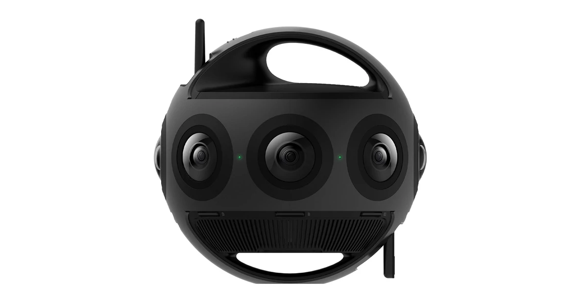Insta360 Titan 11K VR kamera - Main Image