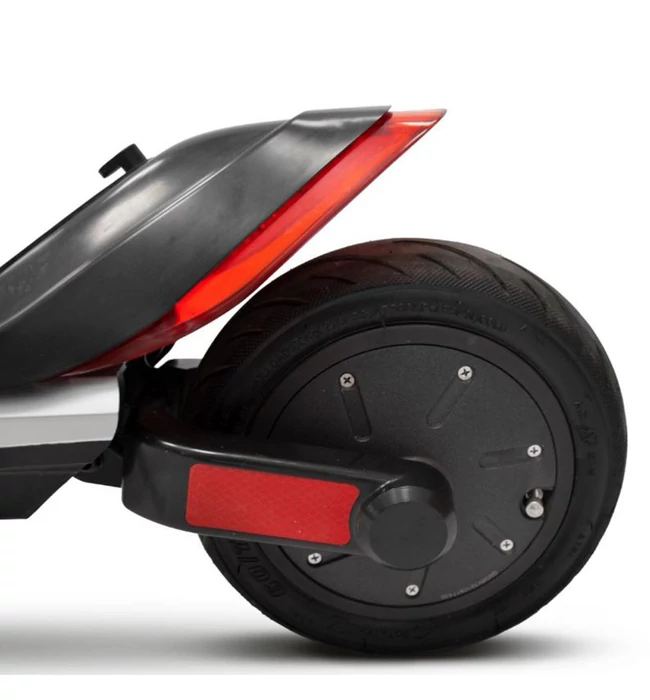 Pininfarina Argento Elektromos Roller 