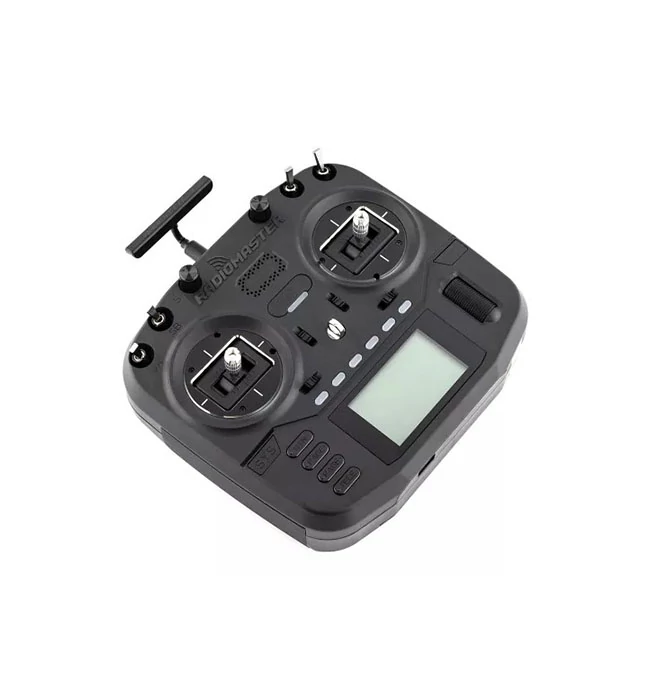 radiomaster-boxer-taviranyito-4in1-v4-hall-gimbal-1