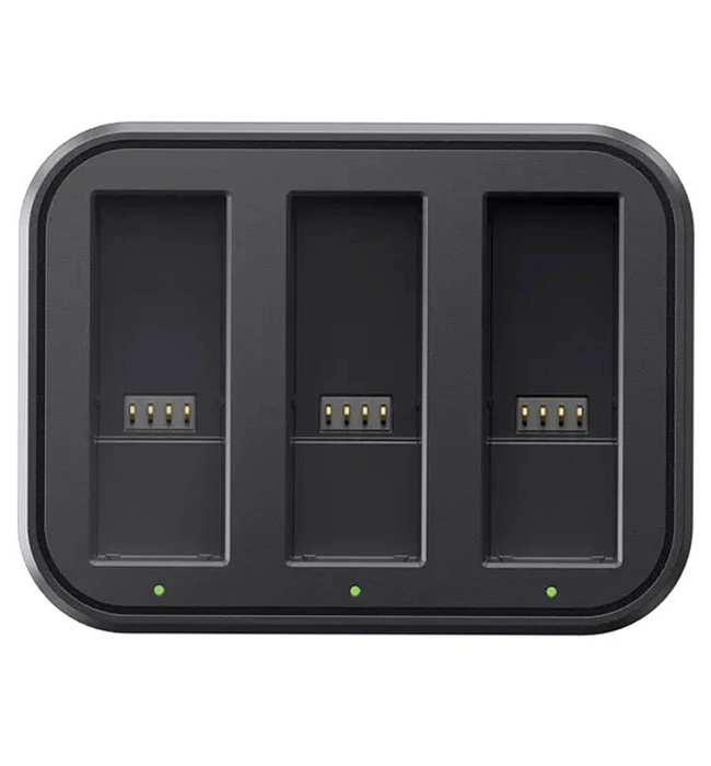 insta360-ace-pro-fast-charge-hub-1